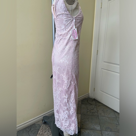 Girl’s lace jumpsuit - Picture 5 of 6